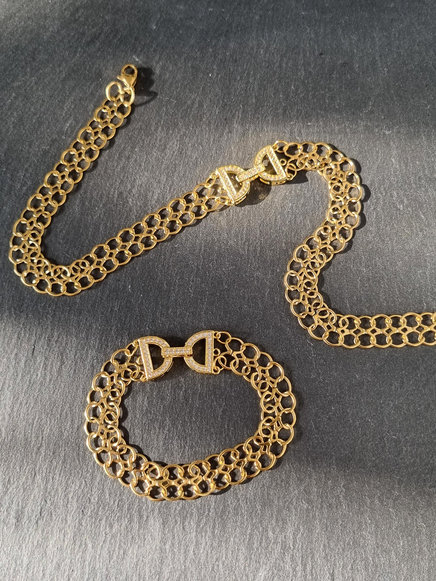 Steel balls bracelet