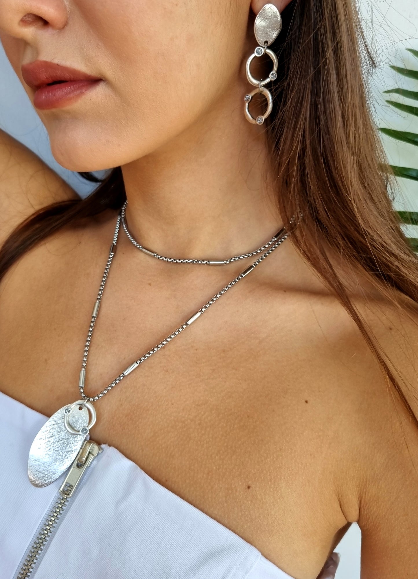 Circle and glitter earrings
