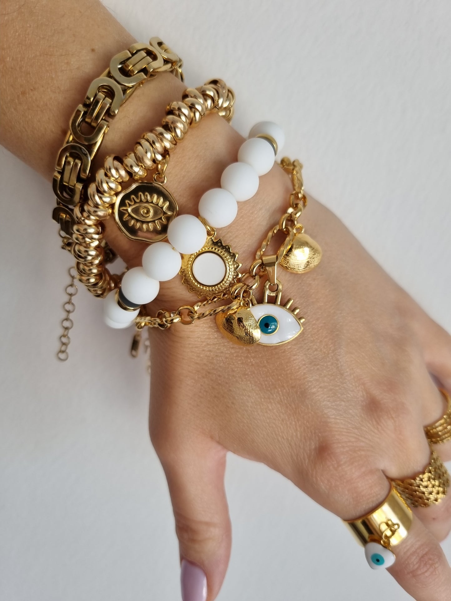 Porcelain beads bracelet