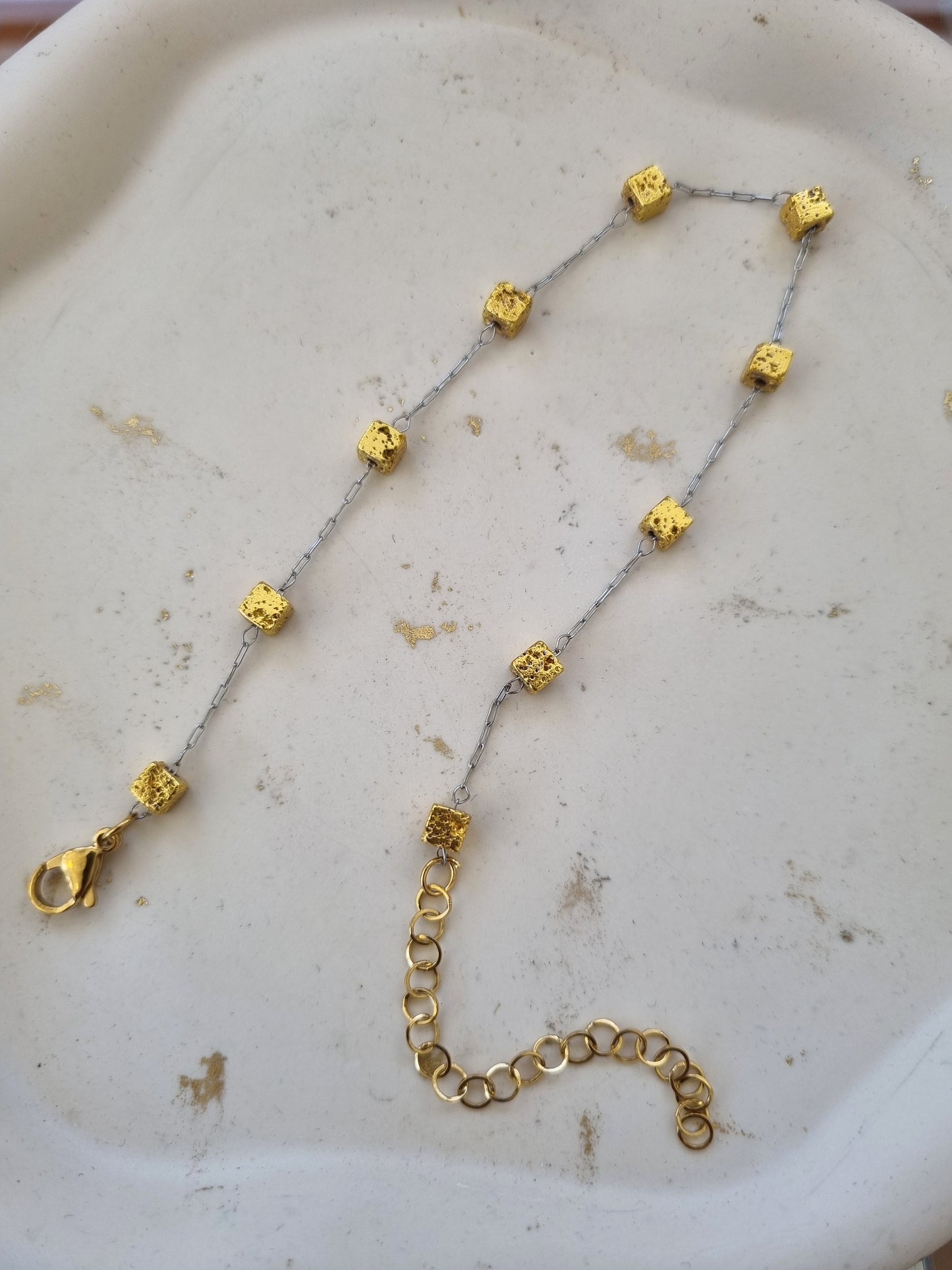 Steel anklet with cubes