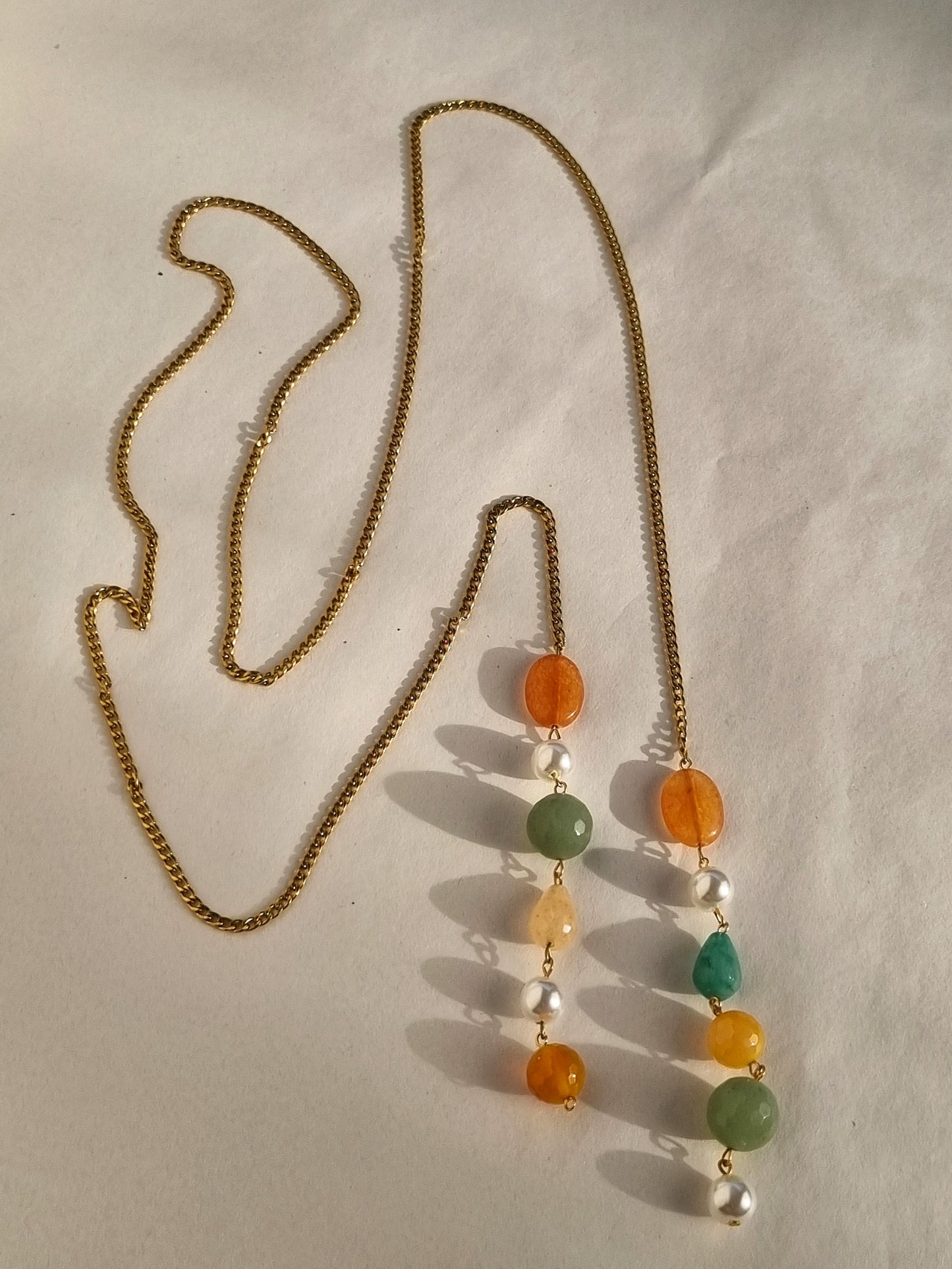 Polymorphic necklace with semi-precious stones