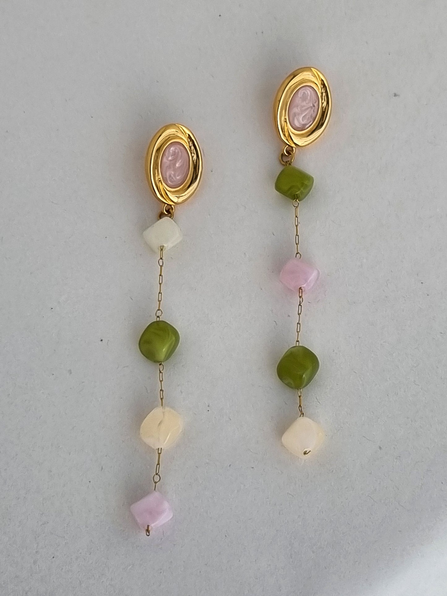 Earrings with colorful beads