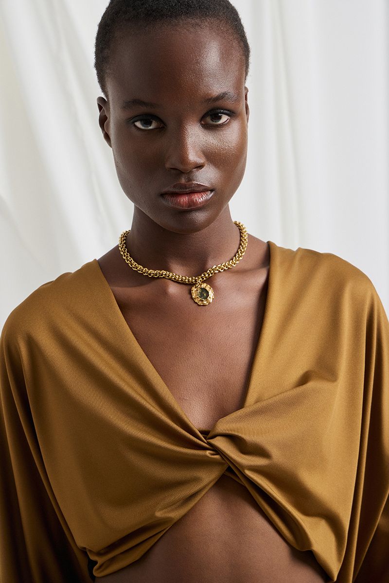 Steel necklace with a pendant