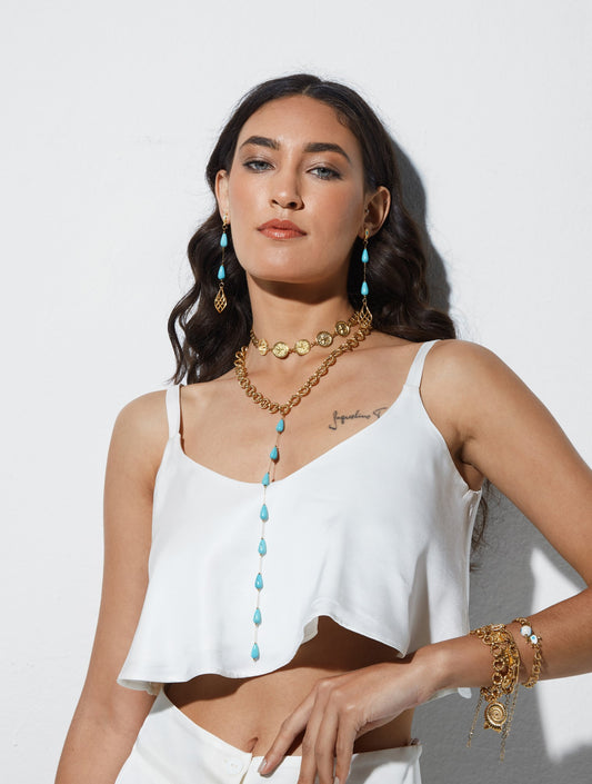 Earrings with howlite beads