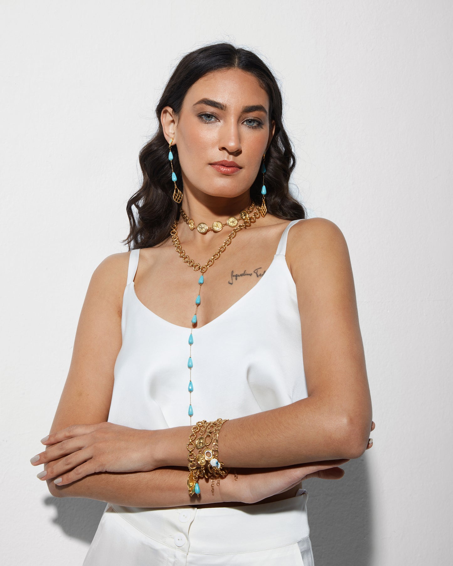 Steel necklace with howlite beads