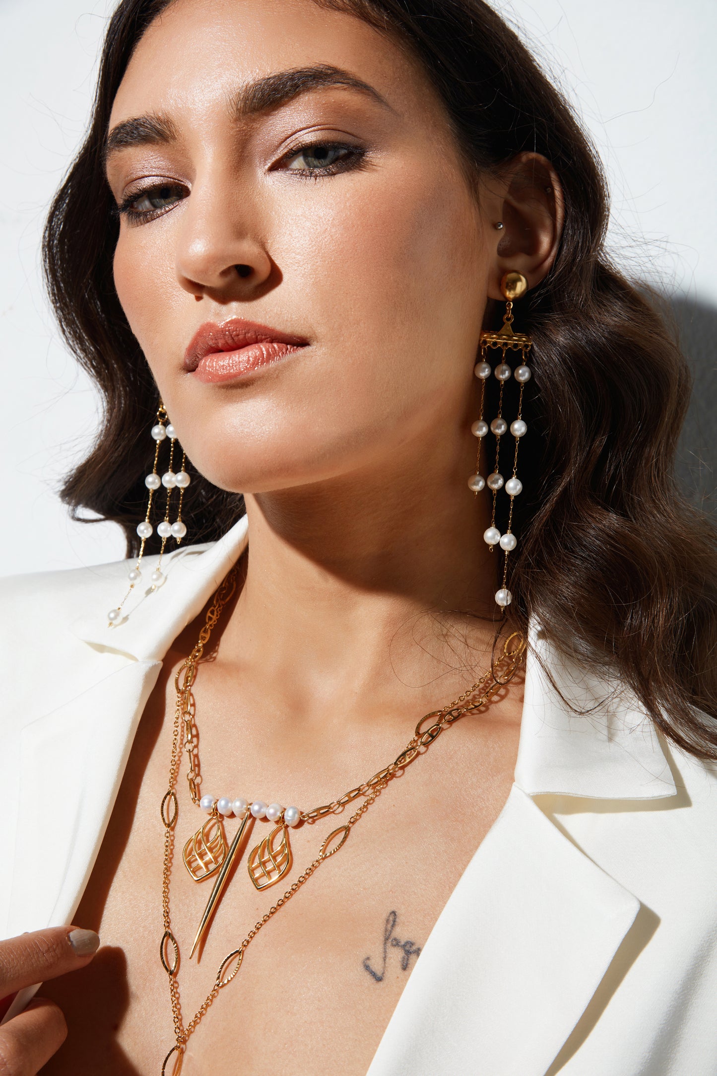 Pearls and chains earrings