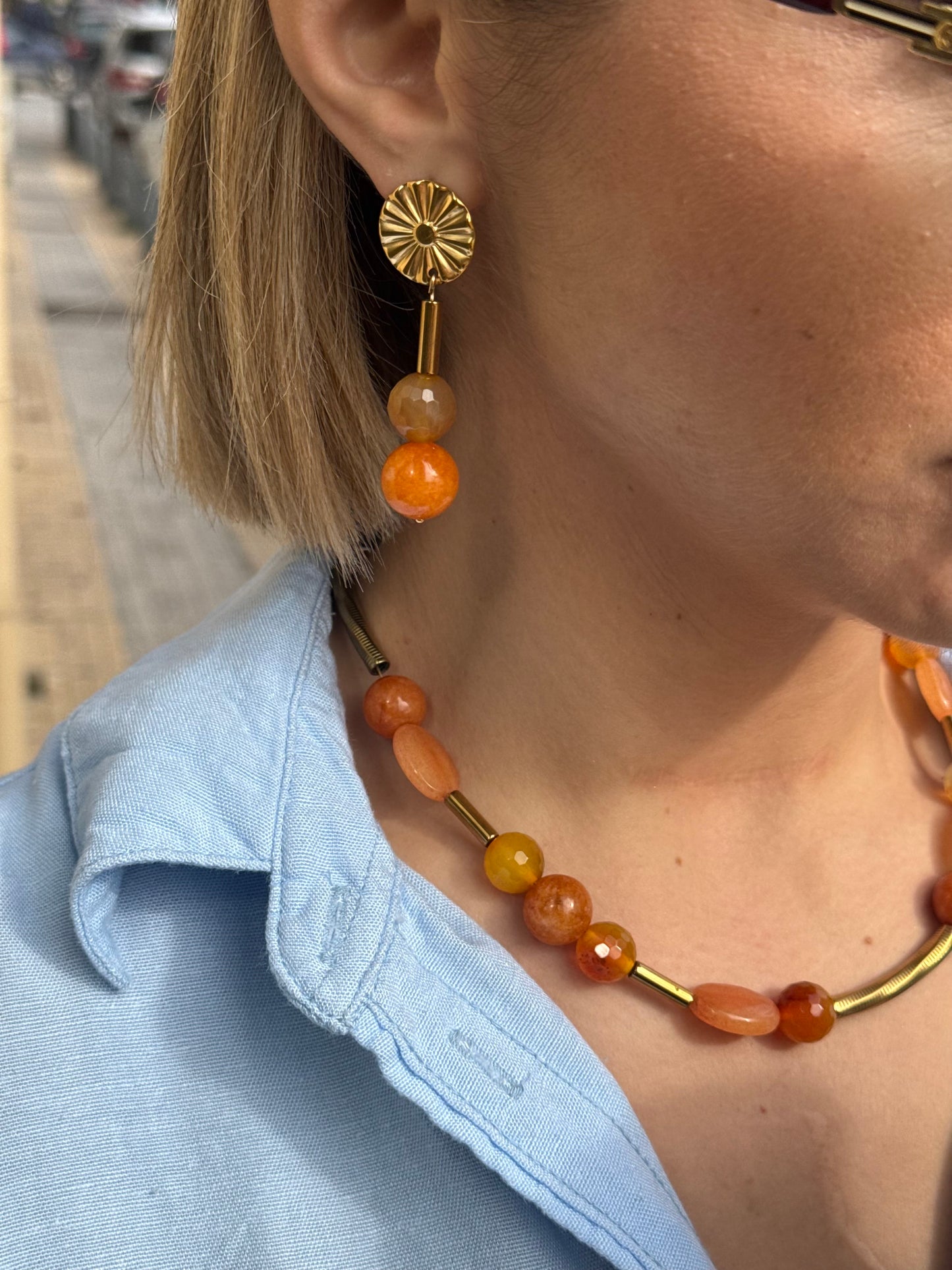 Εarrings with semi-precious stones