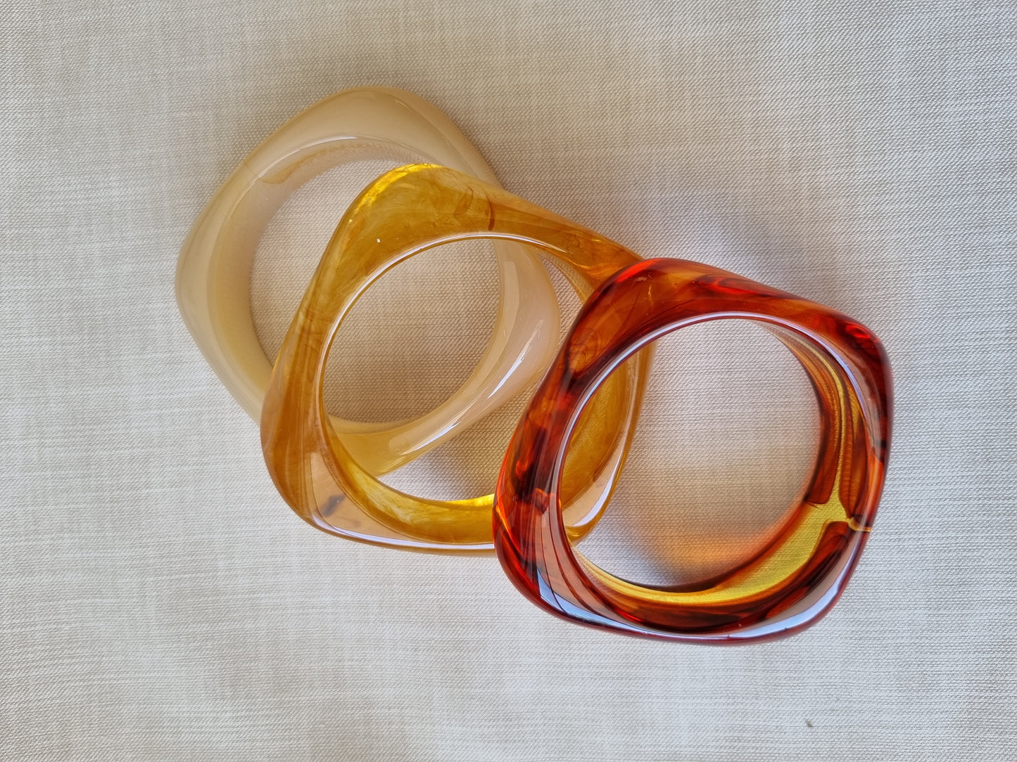 3pcs resin bangles