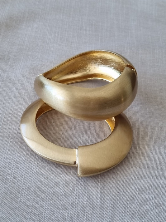 2pcs metal bangles
